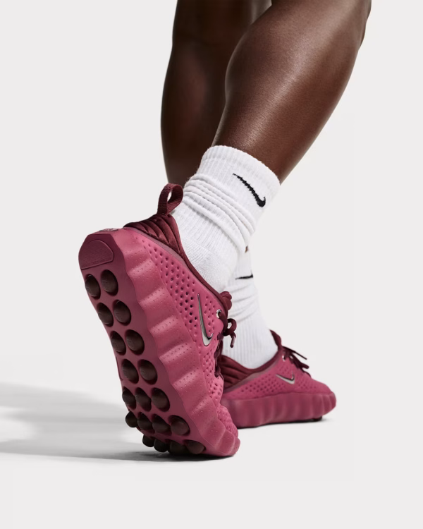 W+NIKE+MIND+002 (4) Nike Mind 002